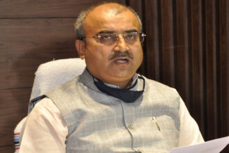 मंगल पांडे, बाहर, सम्राट, कैबिनेट, बीजेपी, 3 पूर्व मंत्री, कटा पत्ता