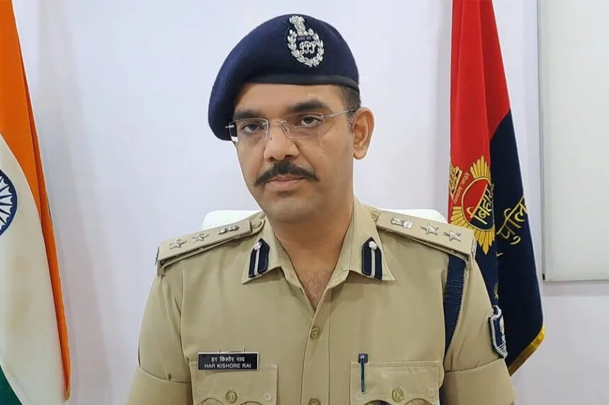 एंटी लिकर टास्क फोर्स, दारोगा, 7 पुलिसकर्मी गिरफ्तार, वैशाली SP, खुद मारी रेड