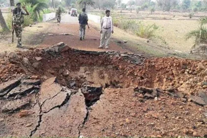 नक्सली हमला, 10 जवान शहीद, छत्तीसगढ़, बीजापुर