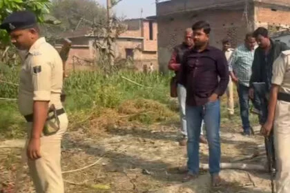 डबल मर्डर, मोतिहारी, पूर्वी चंपारण, कलयुगी बेटा, तलवार, सौतेली मां, बाप, काट डाला