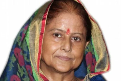 पटना की मेयर, बेटे पर FIR, धमकी, उप नगर आयुक्त, सीता साहु