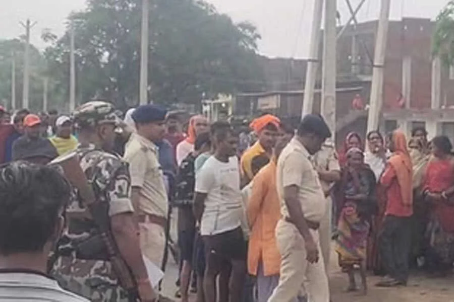 हैवानियत, गया, अर्धनग्न, शव बरामद