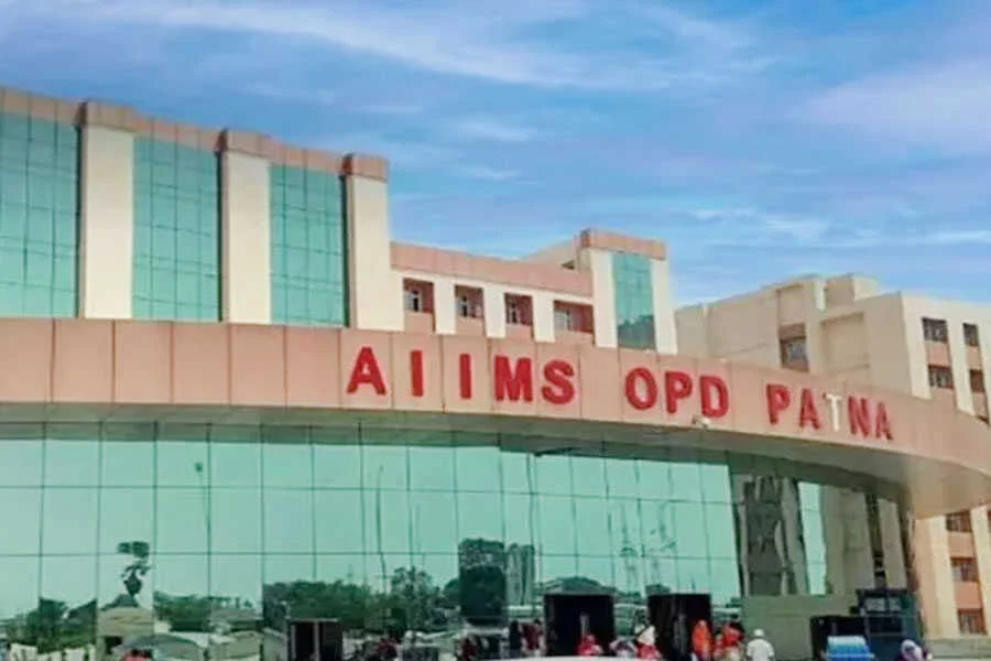 कोरोना, पटना एम्स, जूनियर डॉक्टर, अलर्ट, बिहार