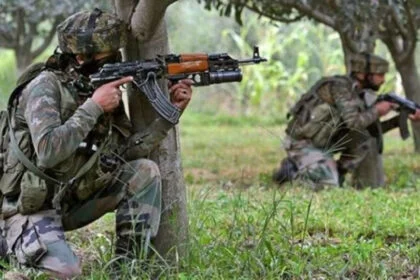 कश्मीर, मुठभेड़, 3 आतंकी, ढेर, पुलवामा, सेना, हिट लिस्ट