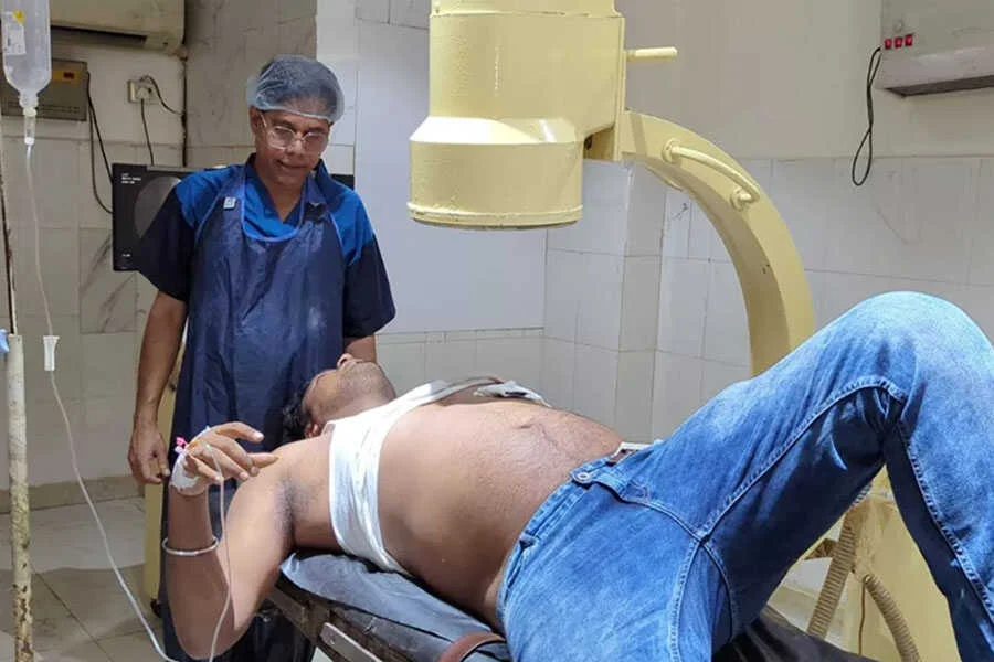 पटना मेट्रो, जूनियर इंजीनियर, गोली मारी, आरा