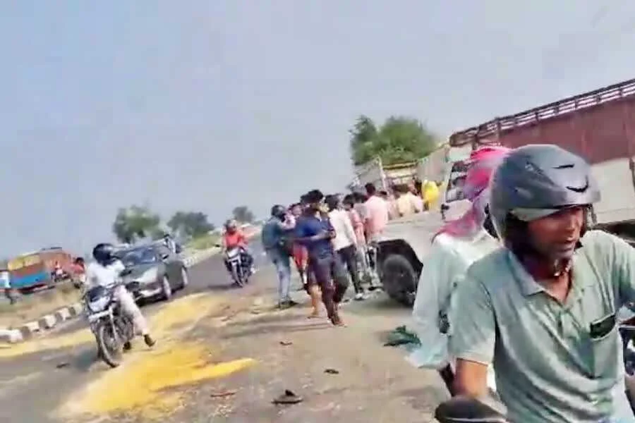 पिकअप, पलटा, 5 मरे, कई घायल, सारण, सोनपुर