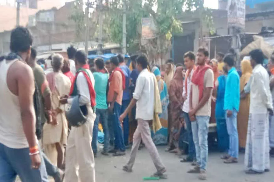 गैंगवॉर, 2 की हत्या, आरा, गड़हनी, ताबड़तोड़ फायरिंग