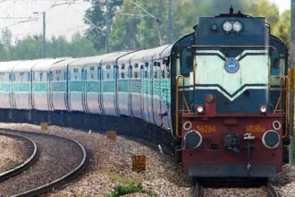 रेल टिकट, महंगा, कीमत, वृद्धि, 1 जुलाई, रेलवे