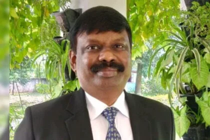 इस्तीफा, ACS , एस सिद्धार्थ, खंडन, CM सचिवालय, VRS आवेदन