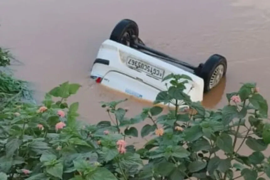 नहर, कार, गिर गई, 3 मरे, पटना, पालीगंज, वैशाली, छत्तीसगढ़