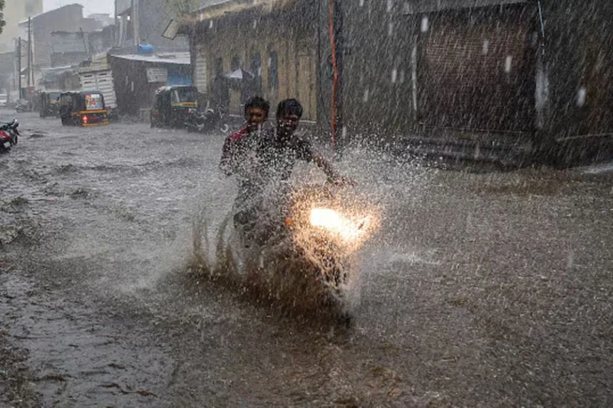 भारी बारिश, रेल, सड़क, असर, 4 जिला, रेड अलर्ट, मॉनसून एक्टिव, बिहार