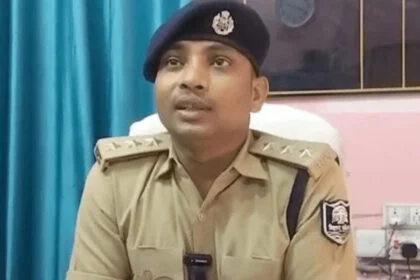 सिविल कोर्ट, कैमूर, सुरक्षा गार्ड, लूट, मारपीट