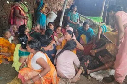 युवा JDU, नेता, पिता की हत्या, धारदार हथियार, रोहतास