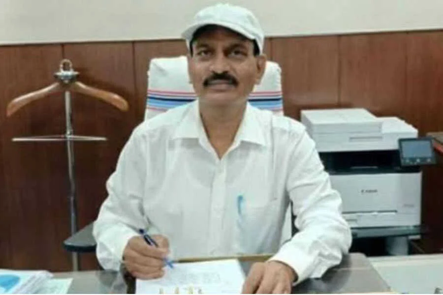 IAS, दिनेश राय, VRS मंजूर, CM नीतीश, करीबी, निजी सचिव, JDU, लड़ेंगे चुनाव