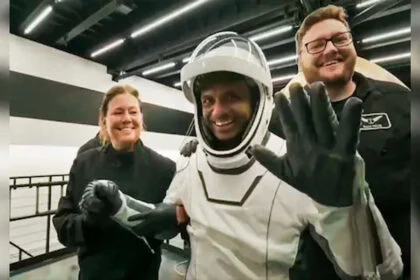 शुभांशु शुक्ला, अंतरीक्ष यात्रा, धरती लौटे, ग्रुप कैप्टन