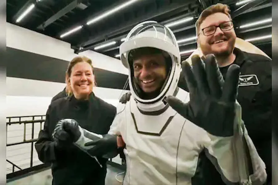 शुभांशु शुक्ला, अंतरीक्ष यात्रा, धरती लौटे, ग्रुप कैप्टन