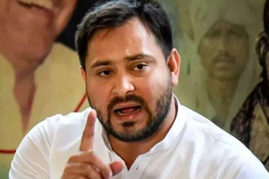 झूठ, तेजस्वी, वोटर लिस्ट, नाम नहीं, चुनाव आयोग