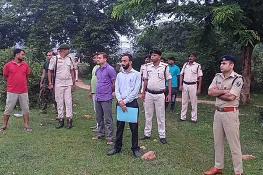 मुठभेड़, हिसुआ, पैर में गोली, दबोचा