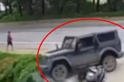 हादसा, थार, रौदा, 4 लोग, महिला मरी, काराकाट