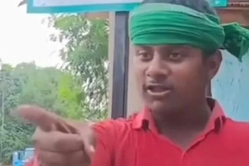 गाली, पीएम मोदी, मां, बहेड़ी, वीडियो वायरल, प्राथमिकी