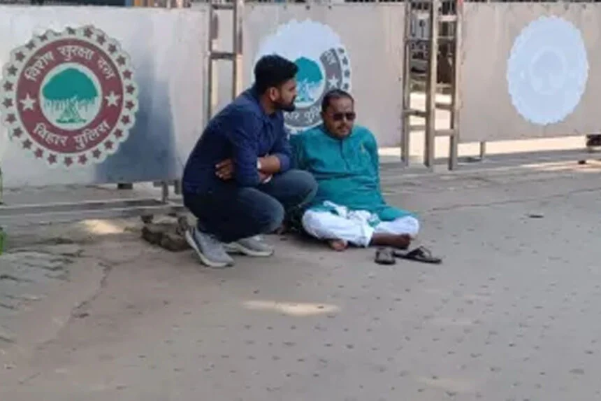 गोपाल मंडल, JDU, CM आवास, धरना, NDA, सीट शेयरिंग, टिकट कटा, नीतीश, करीबी