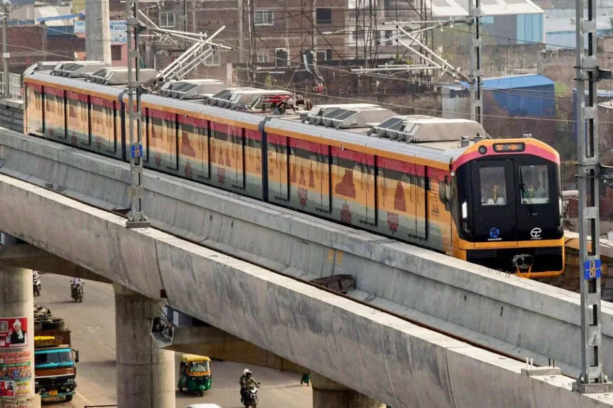 पटना मेट्रो, CM नीतीश, लहराई झंडी, दौड़ी मेट्रो, 15-30, किराया