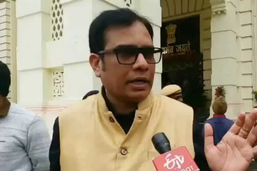 नीतीश, JDU, झटका, विधायक, संजीव सिंह, RJD, परबत्ता