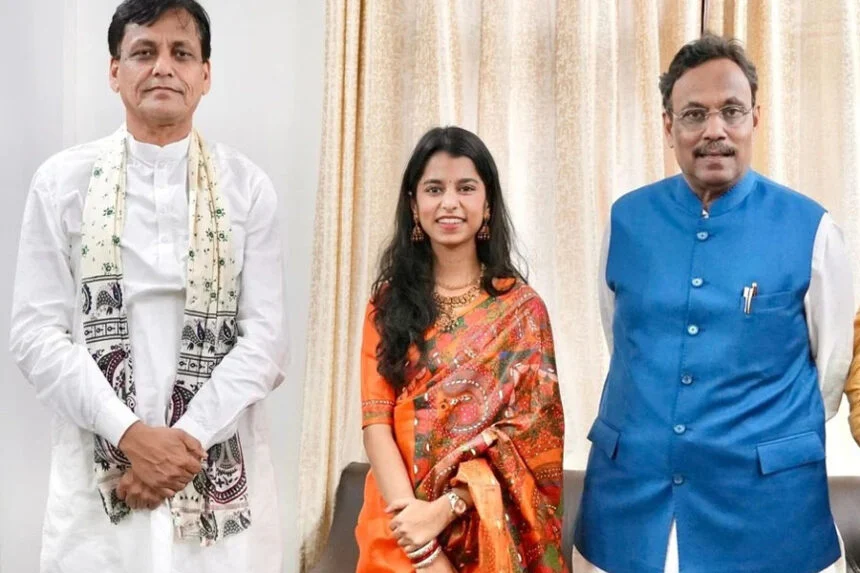 मैथिली ठाकुर, चुनाव, BJP, दरभंगा, अलीनगर, लोक गायिका, विनोद तावड़े, नित्यानंद राय