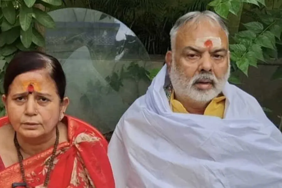 कफन, आत्मदाह, धमकी, BJP नेता, नरपतगंज, बेटिकट