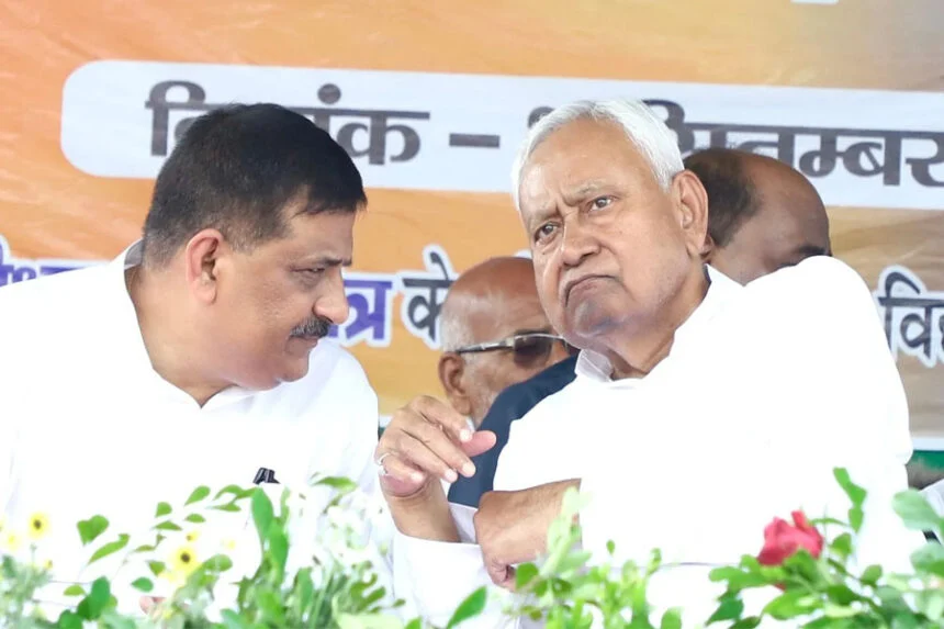 नीतीश, नाराज, NDA, डैमेज कंट्रोल, धर्मेंद्र प्रधान, संजय झा, 99% सीट, सहमति