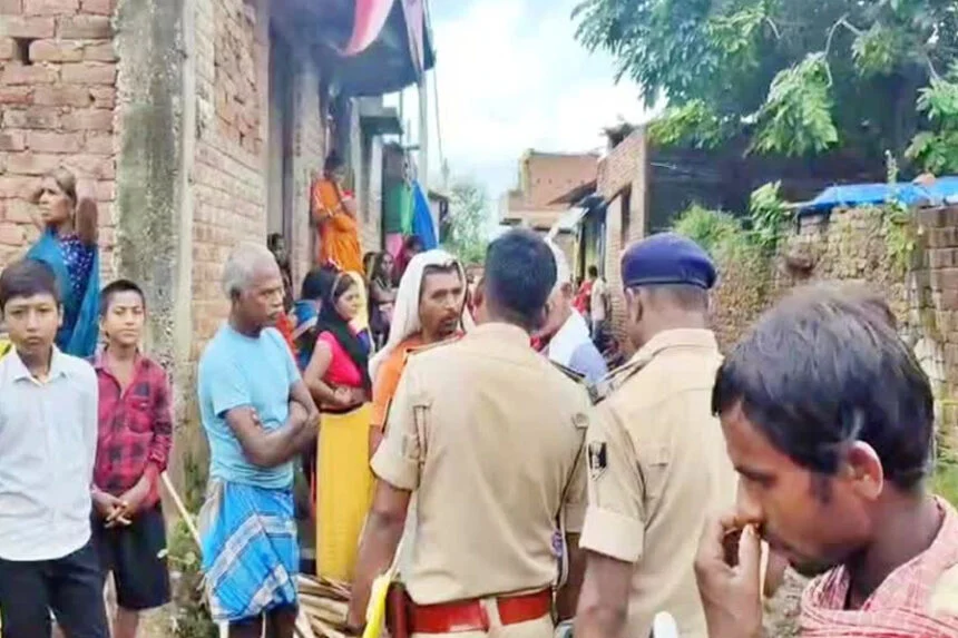 पालीगंज, 3 की मौत, बाप, 2 बेटे, दशहरा मेला, गोलगप्पे