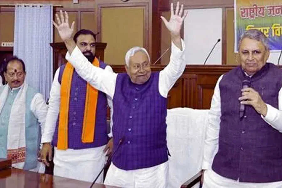 नीतीश, कैबिनेट, जाति, मंत्री, राजपूत, भूमिहार