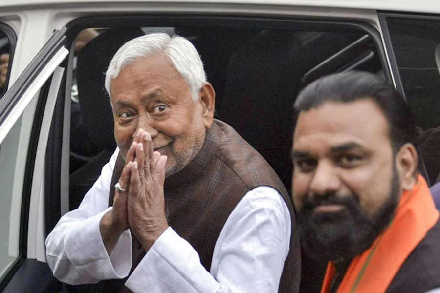 नीतीश कैबिनेट, प्रथम बैठक