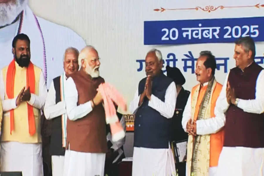 नीतीश, शपथ, 26 मंत्री, 10वीं बार, मुख्यमंत्री