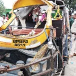 वैशाली, हादसा, बस, टेंपो, 3 मरे