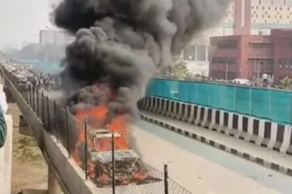 आग, कार, PMCH, डॉक्टर