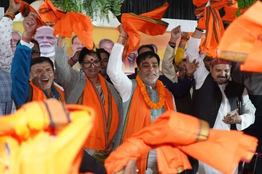 पवन सिंह, गाना, रामकृपाल, डांस, गमछा, दानापुर, मोदी स्टाइल