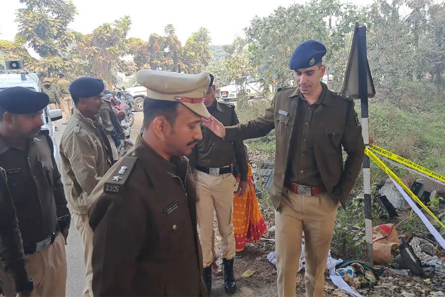 मुठभेड़, कुख्यात, मैनेजर राय, पैर में गोली, दबोचा, डॉक्टर, हत्याकांड