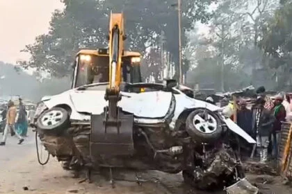 हाईवा, कार, रौंदा, चार दोस्त, मौत, मधेपुरा