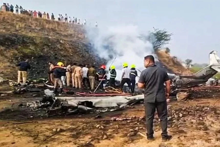 ओह शीट, अजित पवार, पायलट, अखिरी शब्द, प्लेन क्रैश