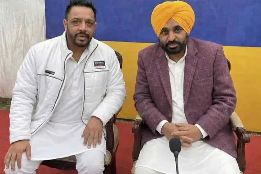 AAP नेता, हत्या, गुरुद्वारा, पंजाब, धांय-धांय, जालंधर, भून डाला