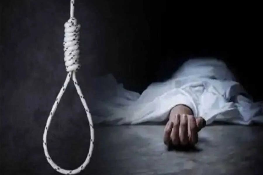 सारण, शव, महिला, कार्यपालक सहायक, फंदा, झूलता