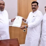 नीतीश, संजय झा, सर्टिफिकेट, राज्यसभा, निर्वाचन, नितिन नबीन, कुशवाहा, ठाकुर, शिवेश राम, एनडीए