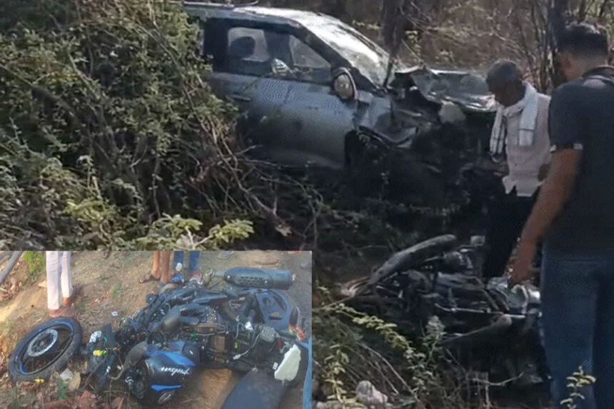 बाइक, कार, टक्कर, 3 मरे, बांका, सुल्तानगंज-देवघर, मार्ग, खाई, गिरी कार, 4 गंभीर