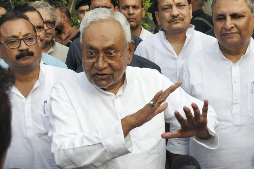 नीतीश, CM हाऊस, सामान, शिफ्टिंग, JDU, नई शर्तें, BJP