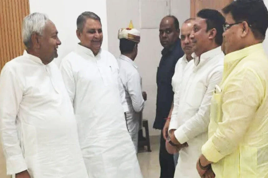 RJD, टूट, अटकलें, नीतीश, मुलाकात, फैसल रहमान, विधायक, राजद, RS चुनाव, गायब