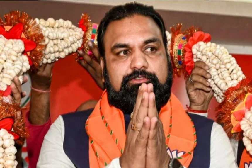 CM, शपथ, लोकभवन, सम्राट, 16 राज्य, BJP, मुख्यमंत्री