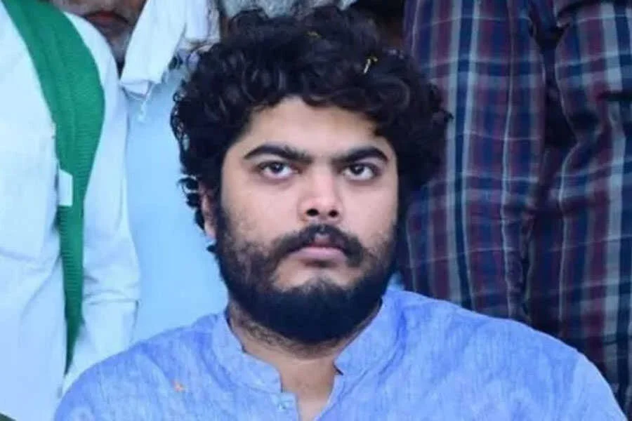 RJD, विधायक, ओसामा साहब, FIR, सिवान, हिंसक झड़प, पथराव