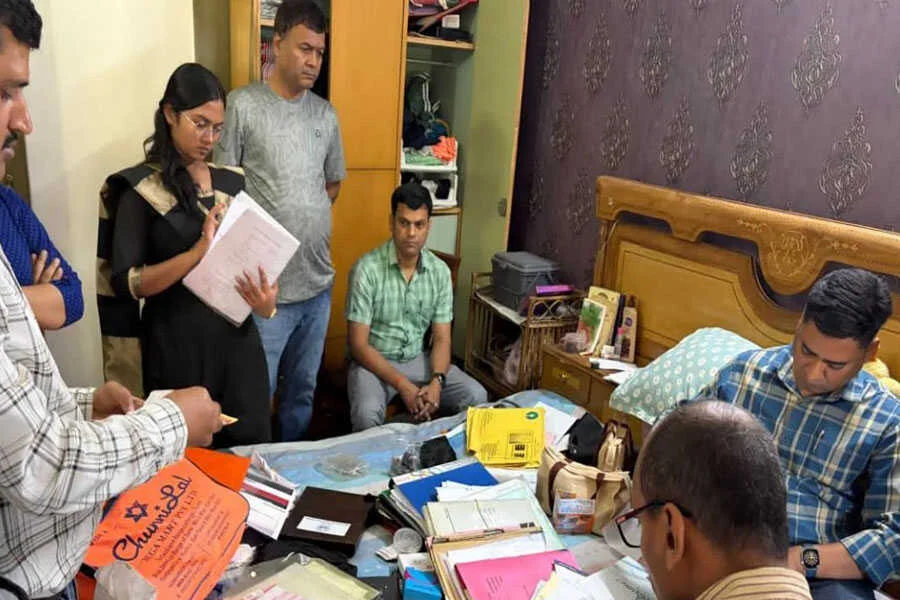 SVU, कार्यपालक, अभियंता, छापेमारी, पटना, 1.10 करोड़, अवैध कमाई