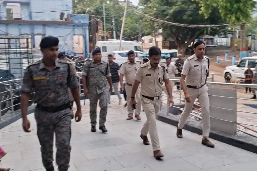 गोपालगंज, एनकाउंटर, कुख्यात, 50 हजार, इनामी, आकाश सिंह